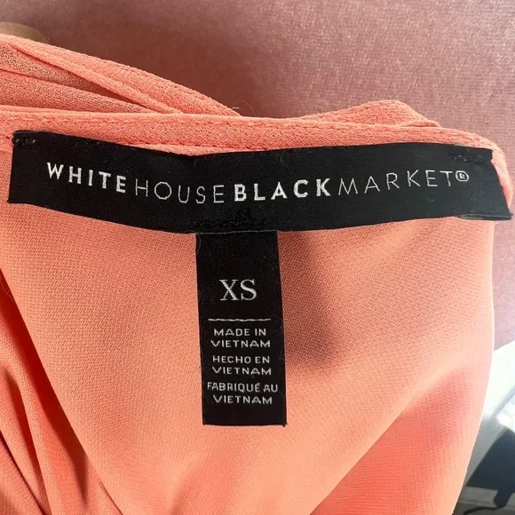 EUC White House Black Market Chiffon Tank Top - Picture 9 of 10
